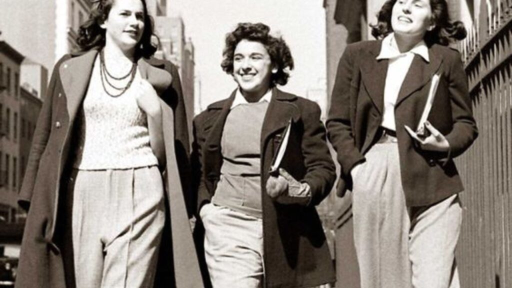 premiers pantalons femmes