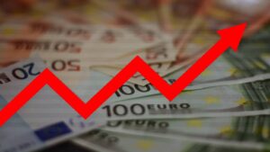 Comment les pressions inflationnistes façonnent la trajectoire de l'euro en 2025 ?