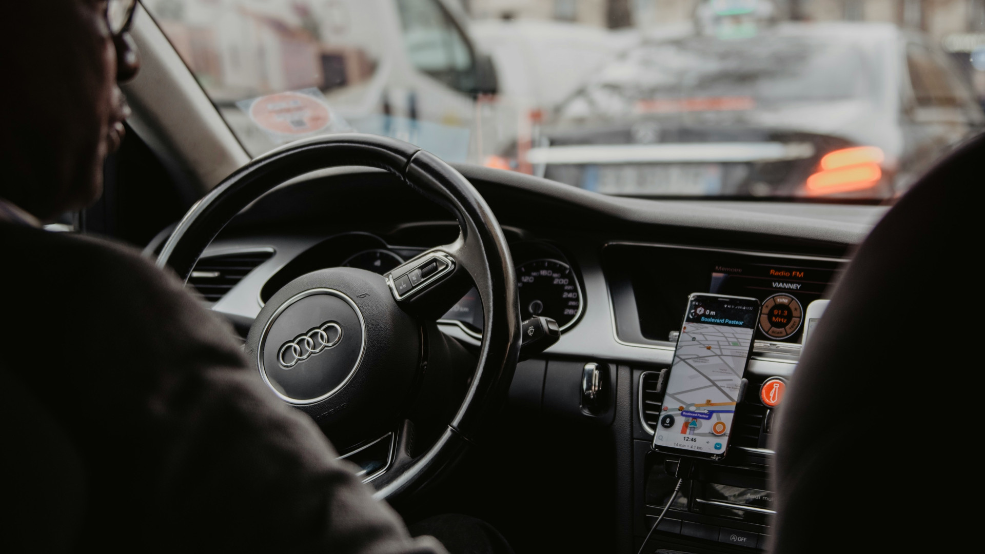 Quelles formation et démarches pour devenir chauffeur de VTC ?
