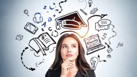 Reconversion professionnelle : par où commencer quand on veut tout changer ? femme reflexion idee