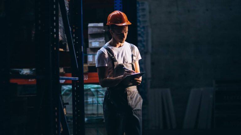 Travail de nuit : tous les avantages et inconvénients à connaître avant de se lancer technicien nuit