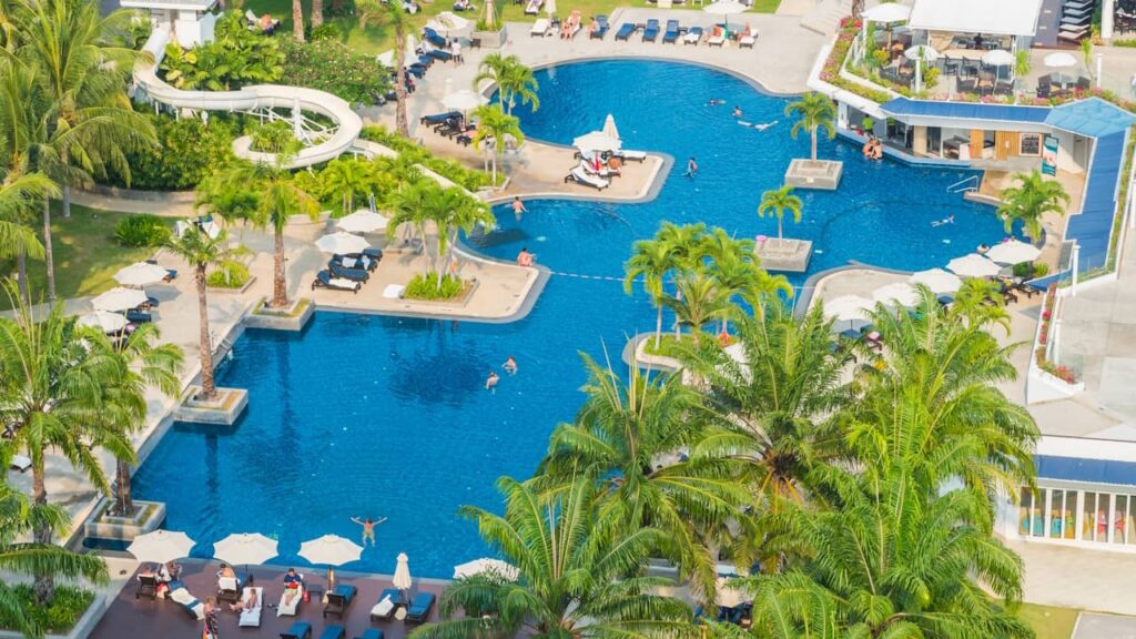 grandd hotel piscine